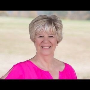 Meet your Posher, Gail